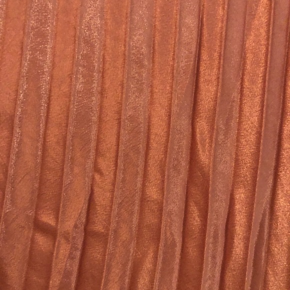 Pleated Rose Gold Midi Skirt - Picture 6 of 8